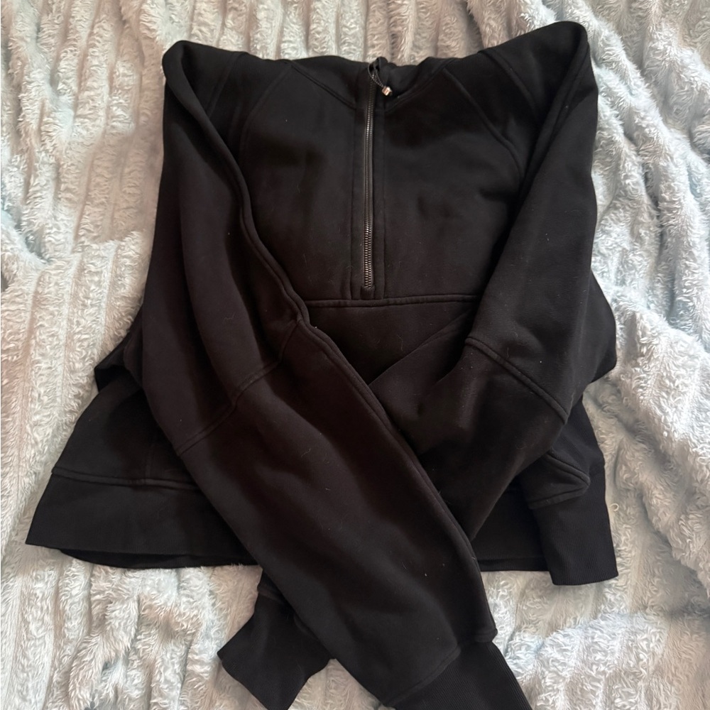 Black Lululemon scuba half zip cropped version